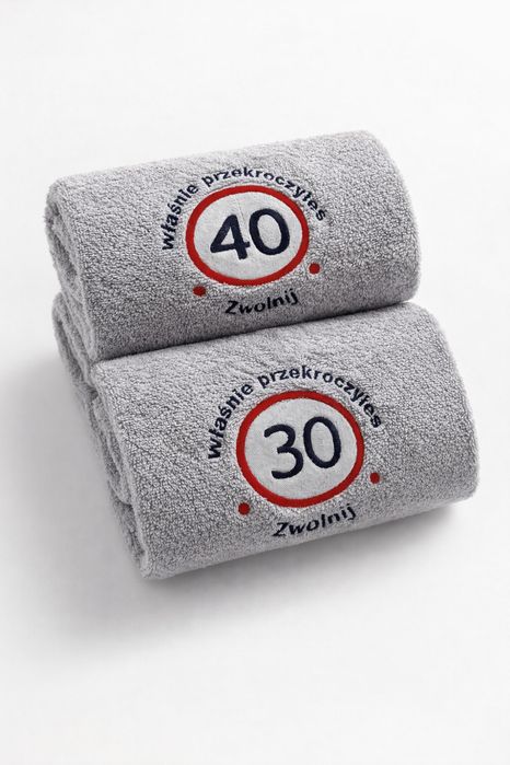 Ręczniki z haftem personalizowanym – wyjątkowy pomysł na prezent