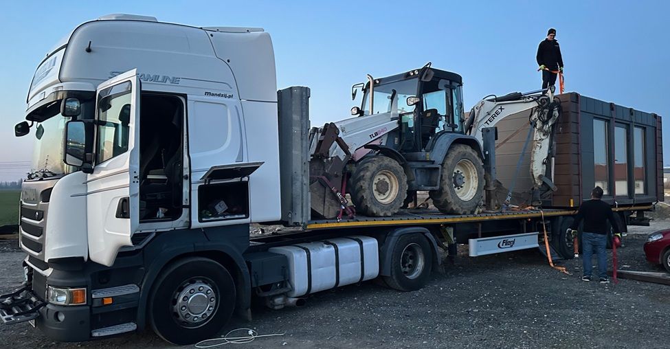 Fliegl PLATFORMA DO PRZEWOZU TOWARÓW i SPRZĘTU OSIE BPW OŚ PODNOSZONA KOSZ NA KOŁA ZAPASOWE WAGA:4980kg 2016r ŁADNA  Platforma Osie Bpw Oś Podnoszona Waga:4980Kg 2016r Ładna