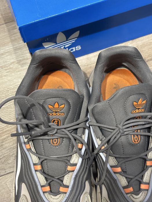 Кросівки Adidas Ozelia, 45 розмір, 29см устілка.