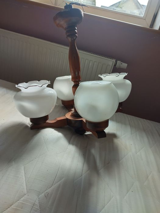 Lampa drewniana klasyczna