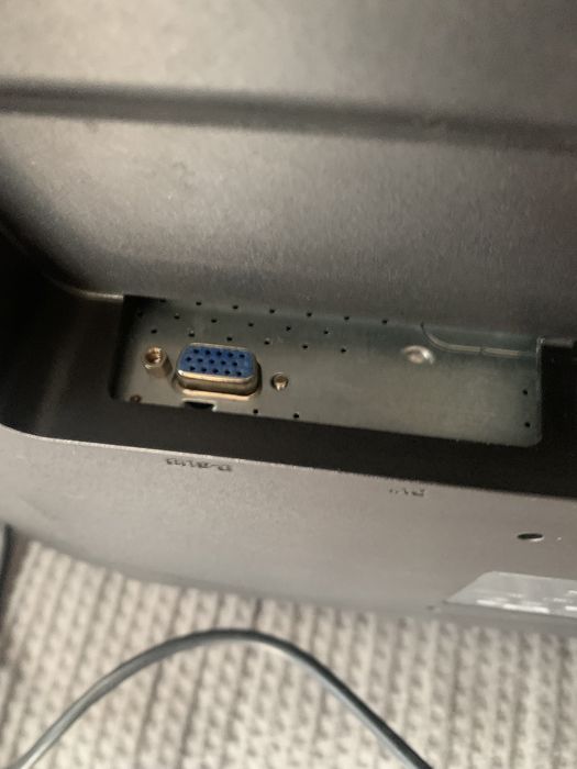 Monitor Emprex LCD 22 model LE2262