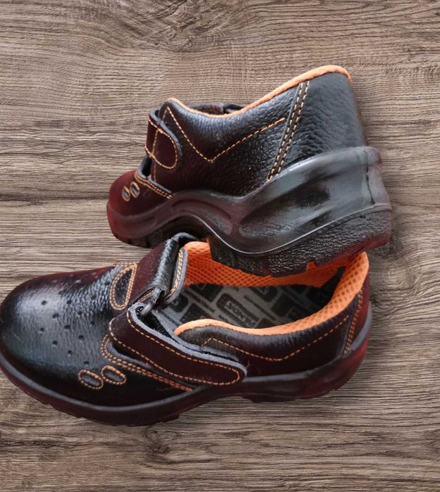 Весняні  сандалі 36розмір