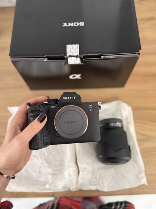 Фотоапарат SONY Alpha a7 IV + 28-70mm OSS (ILCE7M4KB.CEC)