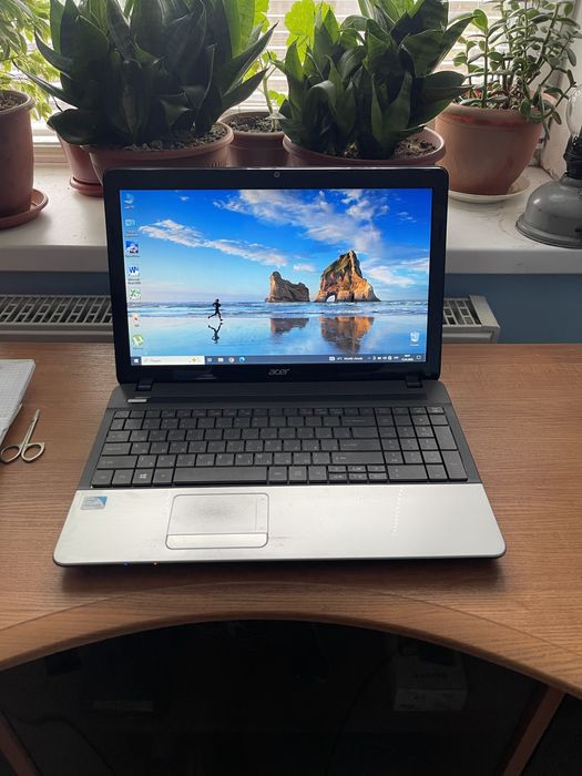 Ноутбук Acer Aspire E1-531 1.2 TB памʼяті (SSD+HDD) 5 GB ОЗУ