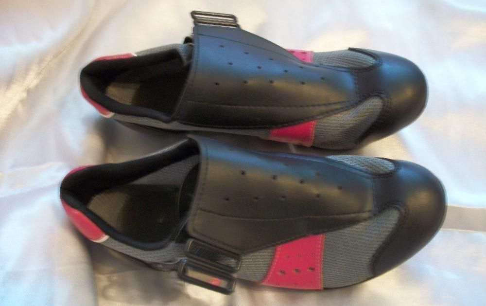 Велотуфли шоссе Agu