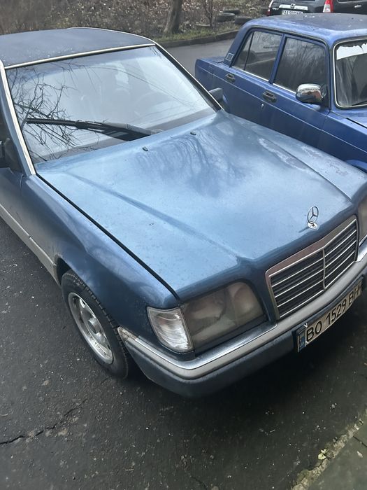 Продам W124 250D