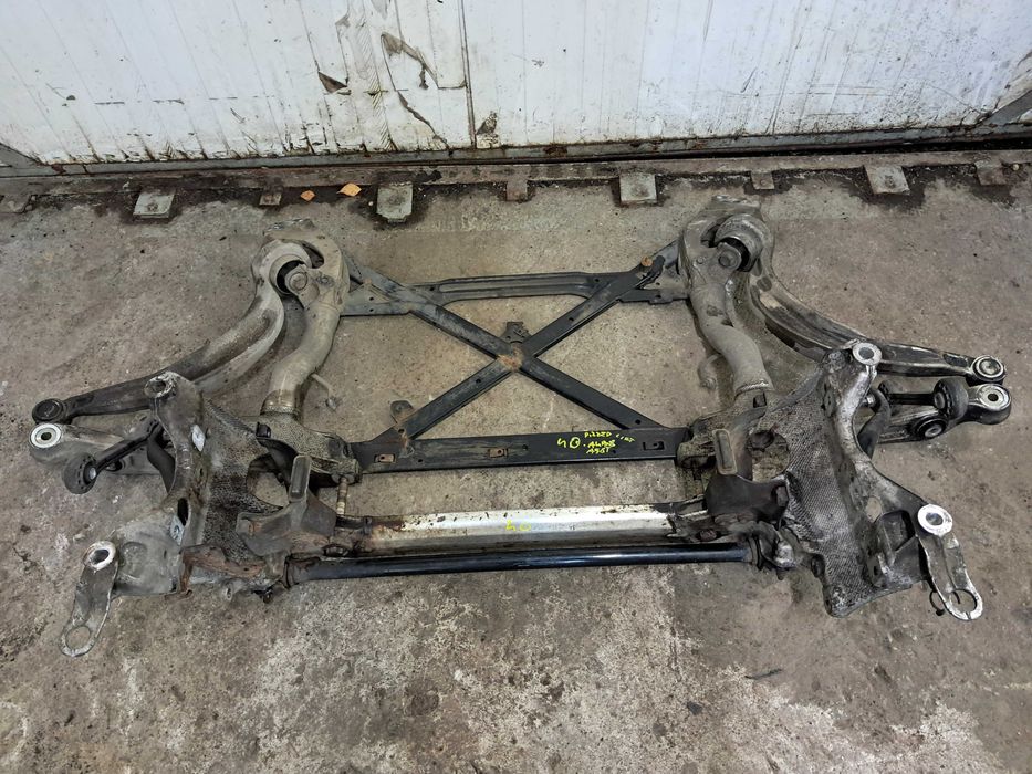 AUDI A4 B8 A5 wózek sanki belka wahacz stabilizator przód podwozia