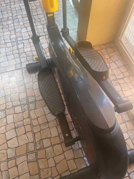 Bicicleta Elíptica Autoalimentada