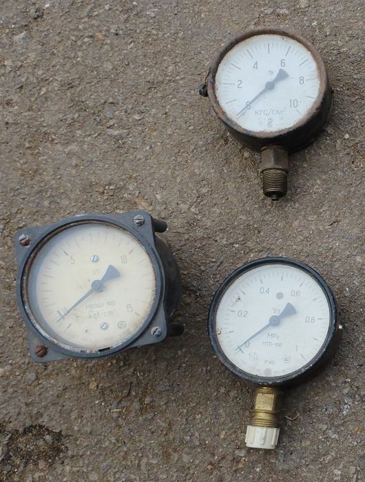 Манометри 0-1 Міра, 1-10 Міра, 0-15 МРа
Виробництво СРСР