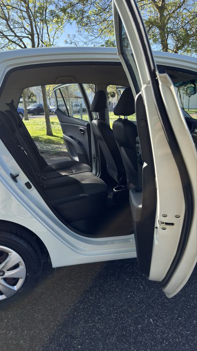 Excelente Oportunidade! • Hyundai i10 1.1  2013 •Rádio Android