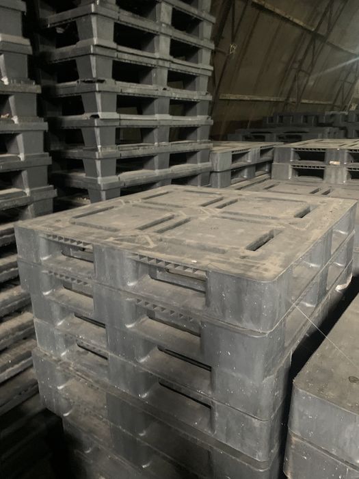 Пластикові піддони, поддоны, Паллеты, Палети 120/80  120/100