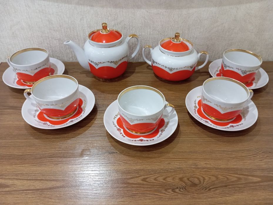 Вінтажний чайний сервіз