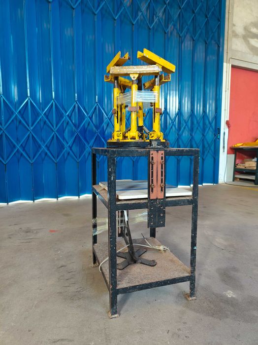 Mesas para Estampagem