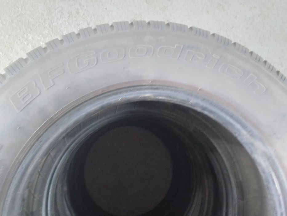 4 Opony zimowe 215/65r16C BFGOODRICH