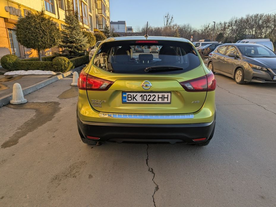 Кросовер Nissan rogue sport 2.0 2017 awd