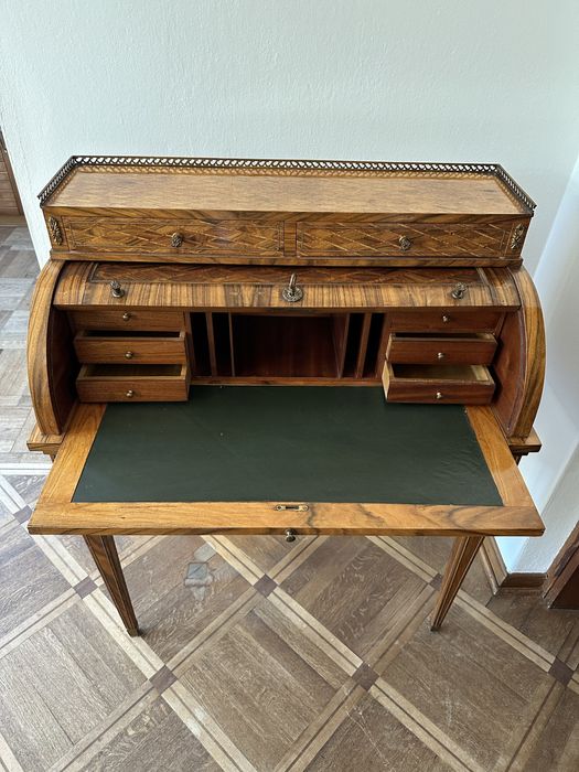 Sekretarzyk damski w manierze Ludwika XVI