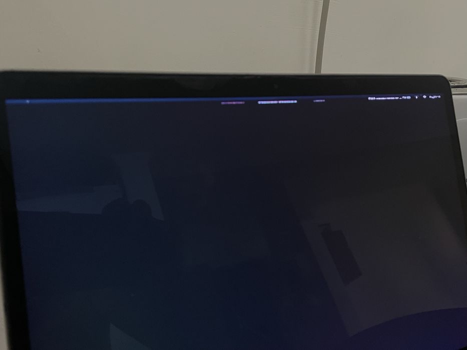 MacBook Pro 13” 2016 / i5 / 8GB / 256SSD — дефект экрана