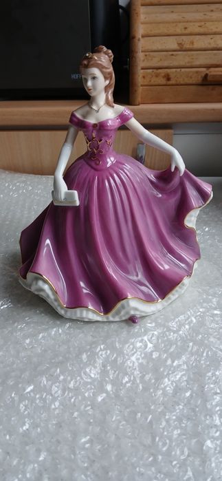 The z Leonardo Collection .Figurka porcelanowa .