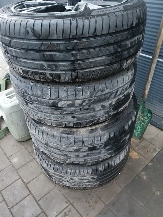 Alusy z oponami 245/45R19 bridgestone