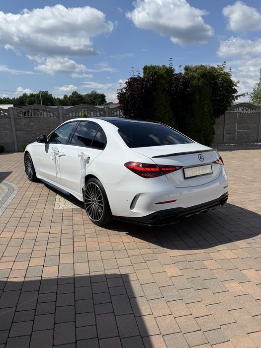 Samochód do ślubu Mercedes, biały