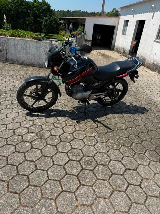 Mota Yamaha YBR 125