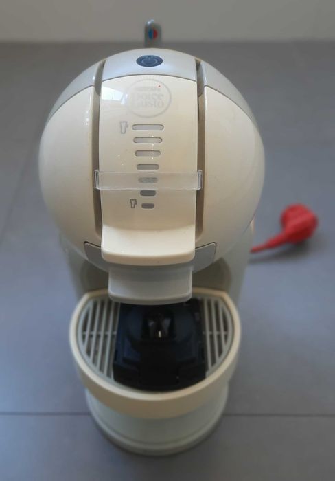 Máquina de Café Nescafé Dolce Gusto Mini Me (Krups), com adaptador Neo