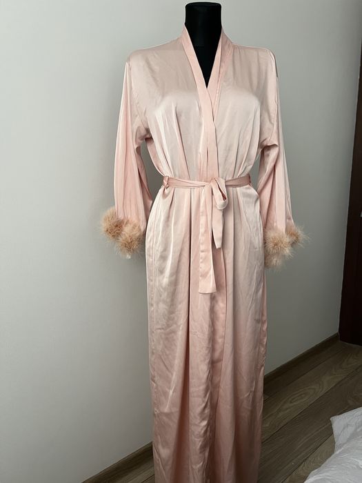 2 szlafroki maxi z puszkiem na przygotowania slubne Envy co.