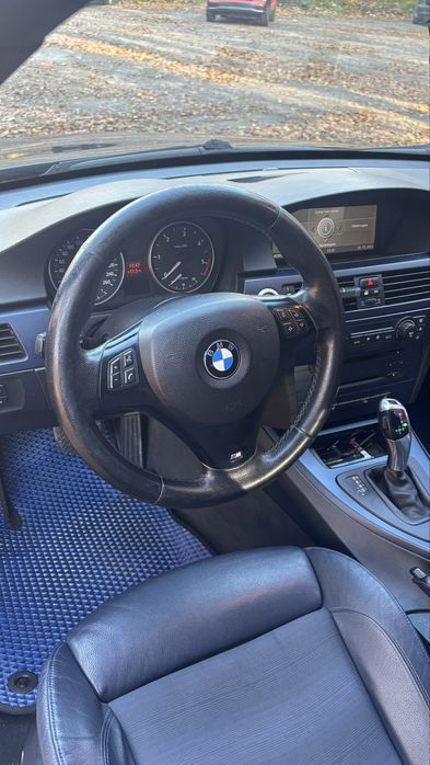 BMW E 90 330 XD 2006 року