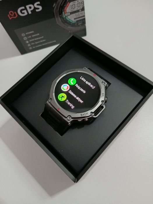 Smartwatch sportowy z GPS na prezent