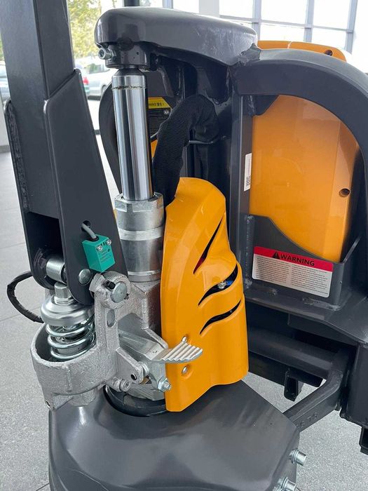 Wózek paletowy 1,5 tony udźwigu. Nowy. Gunter Grossmann