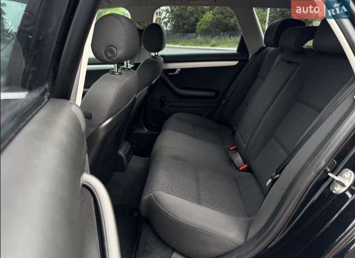 Продам автомобиль Ауди А4 В7