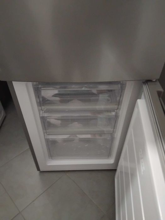 Frigorífico à venda