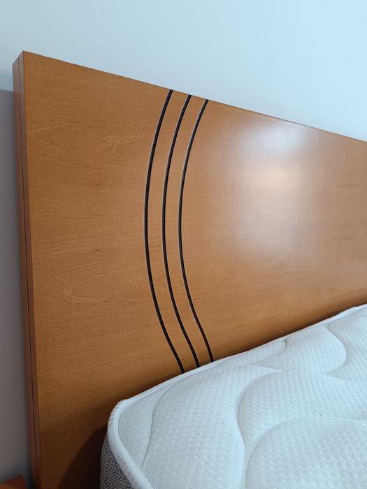 Quarto Completo em Cerejeira com Colchão Molaflex - Excelente estado!