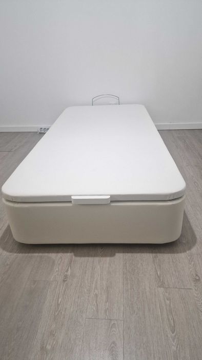 Cama Sommier Solteiro com arrumação