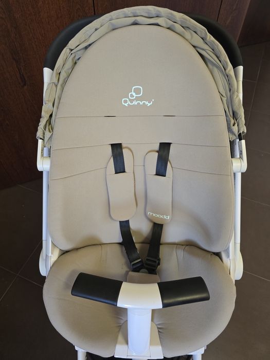 Carrinho bebé Quinny Mood + Acessórios    (Opção  Pebble)