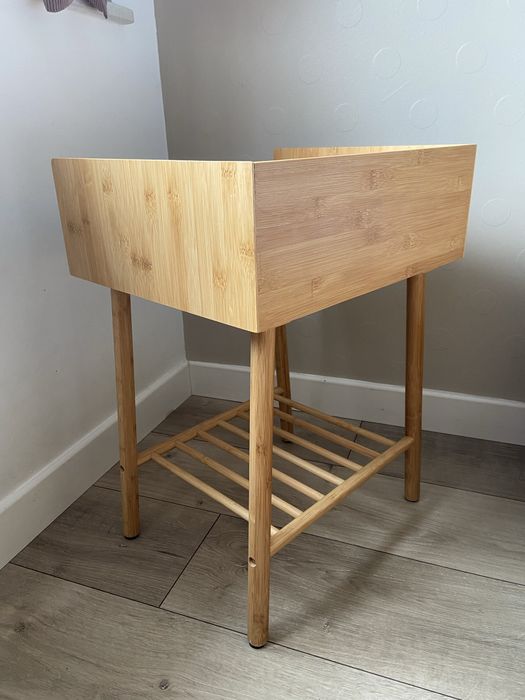 Stolik nocny JYSK bambus