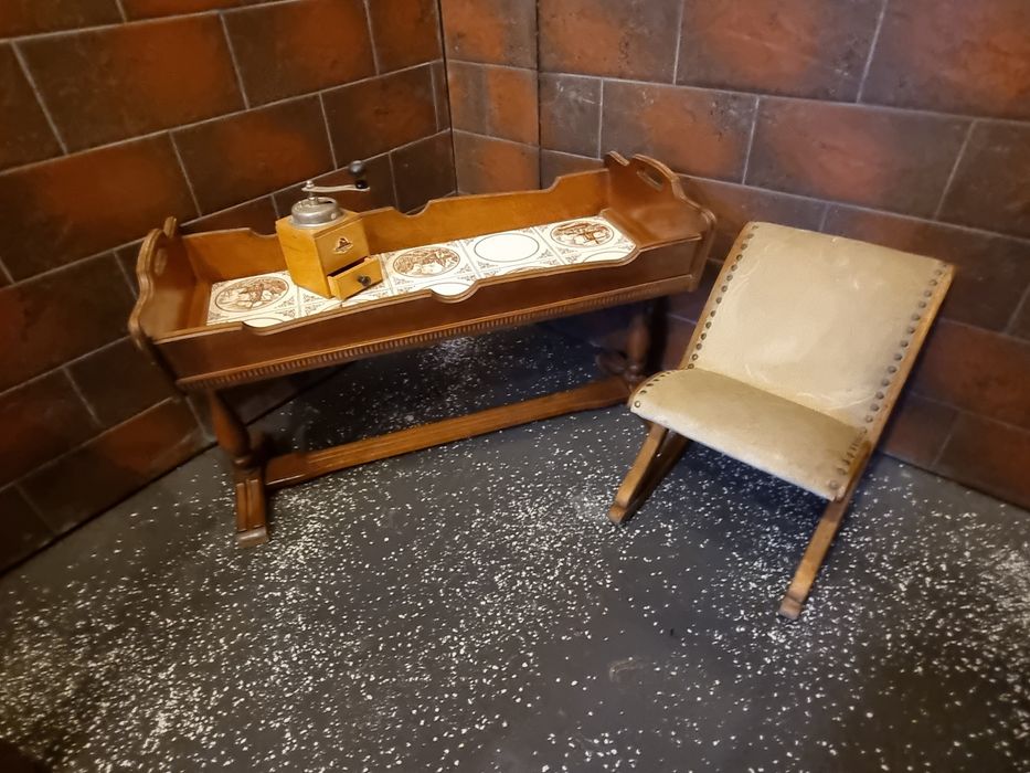 Stare meble fotele krzesła