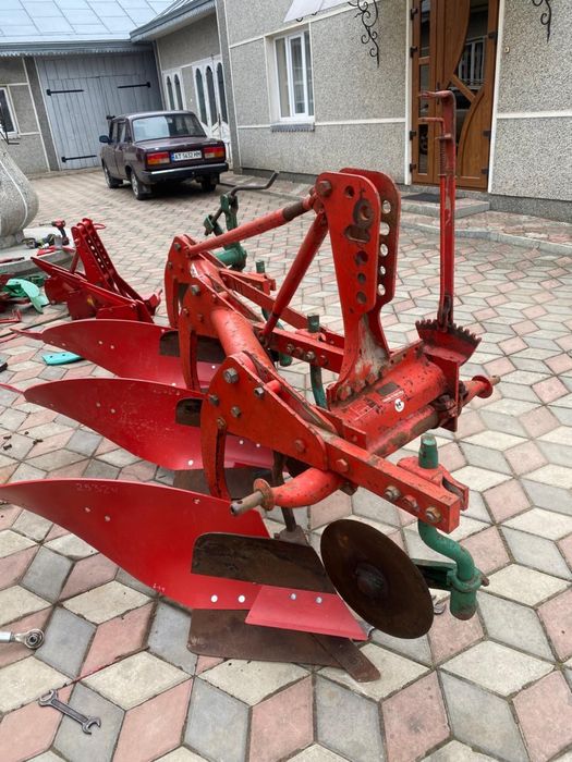 Kverneland MZ 14 плуг плн