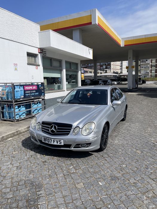 Mercedes e320 V6  matricula inglesa