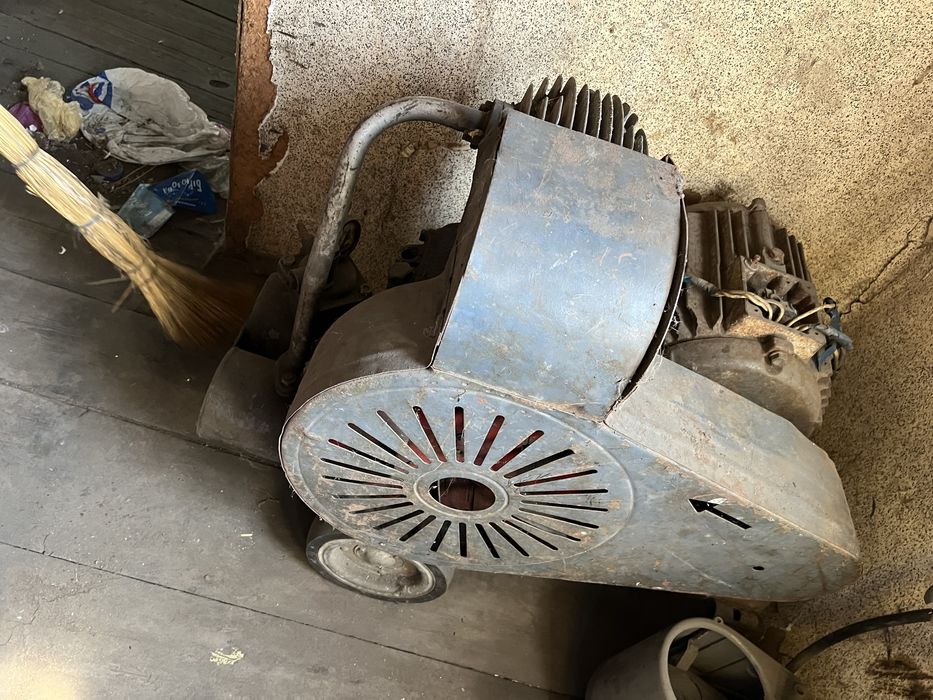 Продам компрессор Со7б