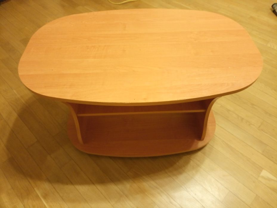 Столик офисный журнальный - 800 грн.