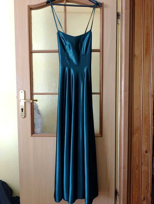 Elegancka sukienka maxi w kolorze butelkowej zieleni