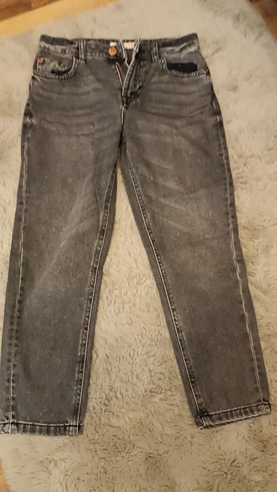 Spodnie the mom 134-140 dla dziewczynki