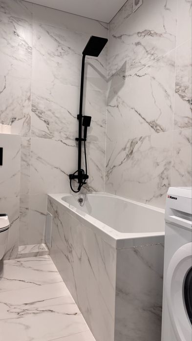 Продаж Нової 1,5 кімнатної квартири. Центр.