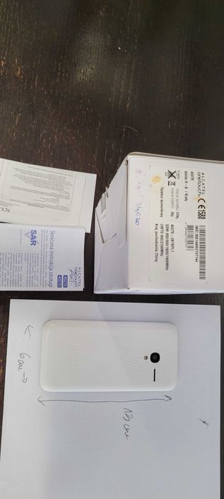 Tanio smartfon ALCATEL prawie nowy 6cm x 13 cm