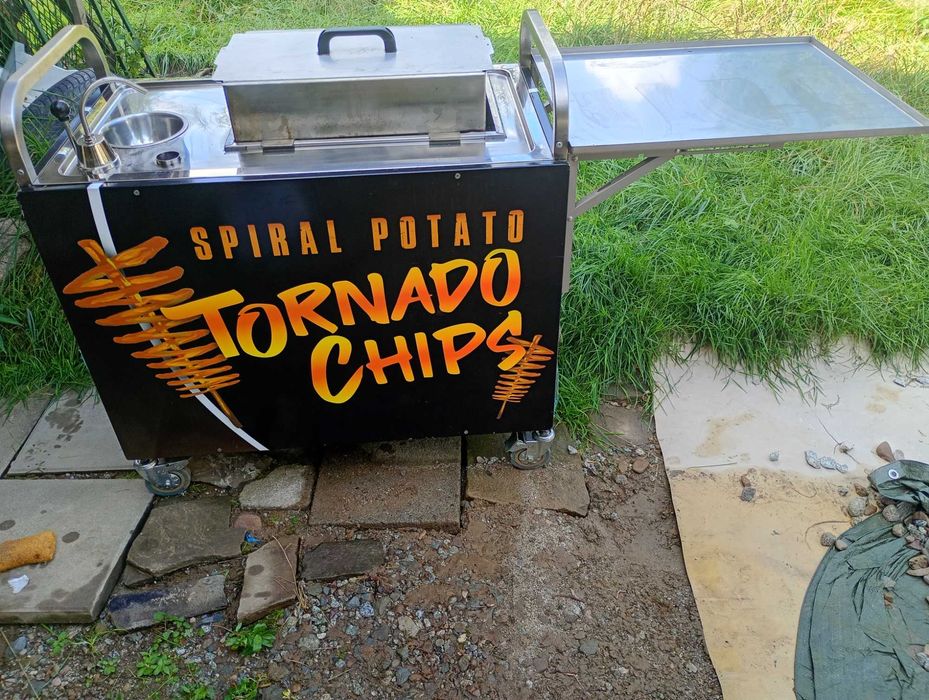 wózek gastronomiczny typu zakrecony ziemniak