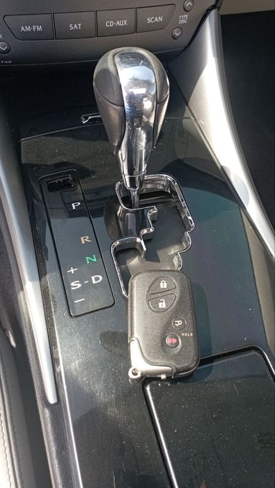 Lexus IS250 2012 г.в.