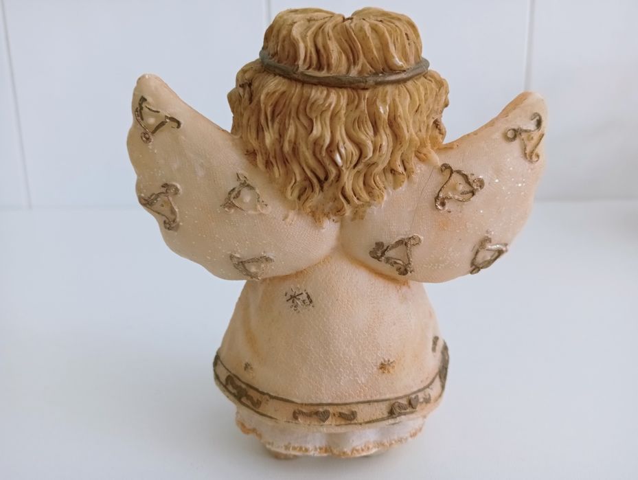 Anjos rústicos (três)