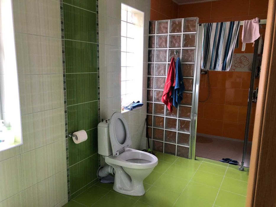 Оренда окремого будинку в Брюховичах