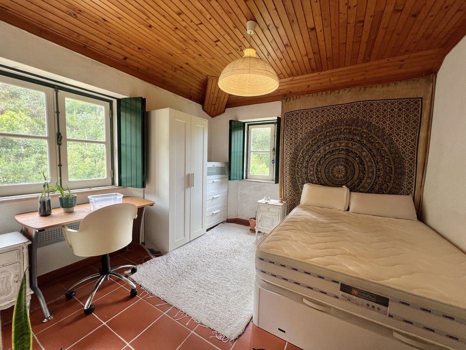 Quarto com casa de banho privativa